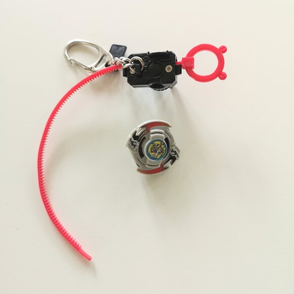RARE First Generation Mini Driger S Beyblade Keychain - Picture 1 of 3